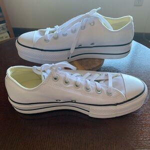 Converse Chuck Taylor All Star Platform Sneaker Women 9.5